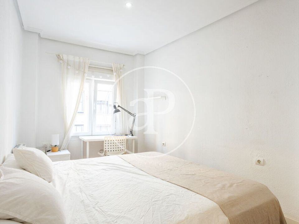 Apartment in Valencia, Valencia - photo 5