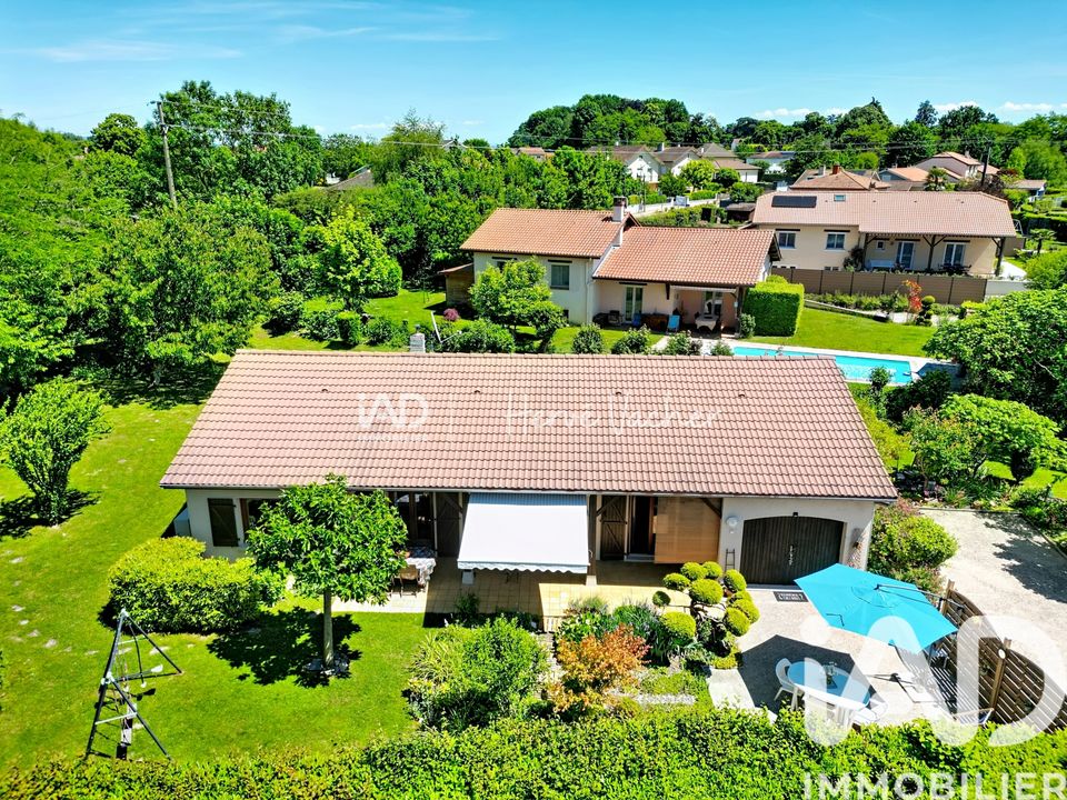Villa in Buellas, Ain - foto 1