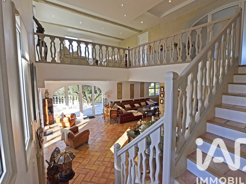 Villa i Mandelieu-la-Napoule, Alpes-Maritimes - foto 1