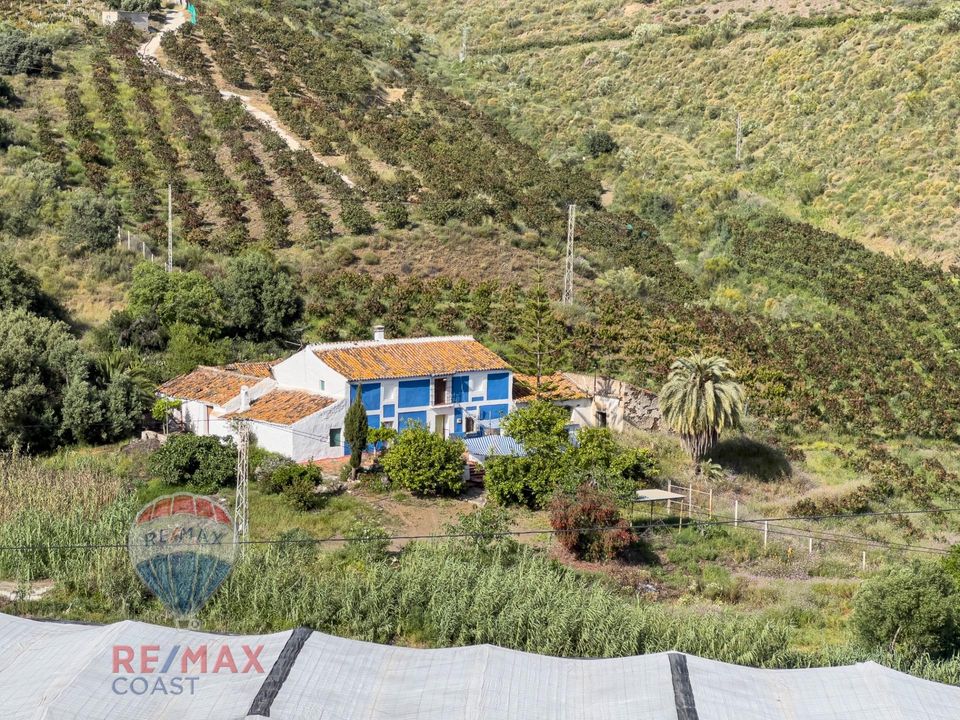 Casa de campo en Velez Malaga, Malaga - foto 1