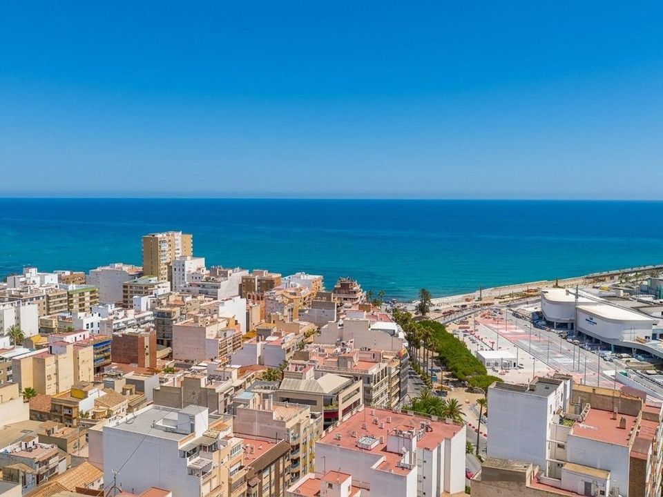 Lejlighed i Torrevieja, Alicante - foto 1