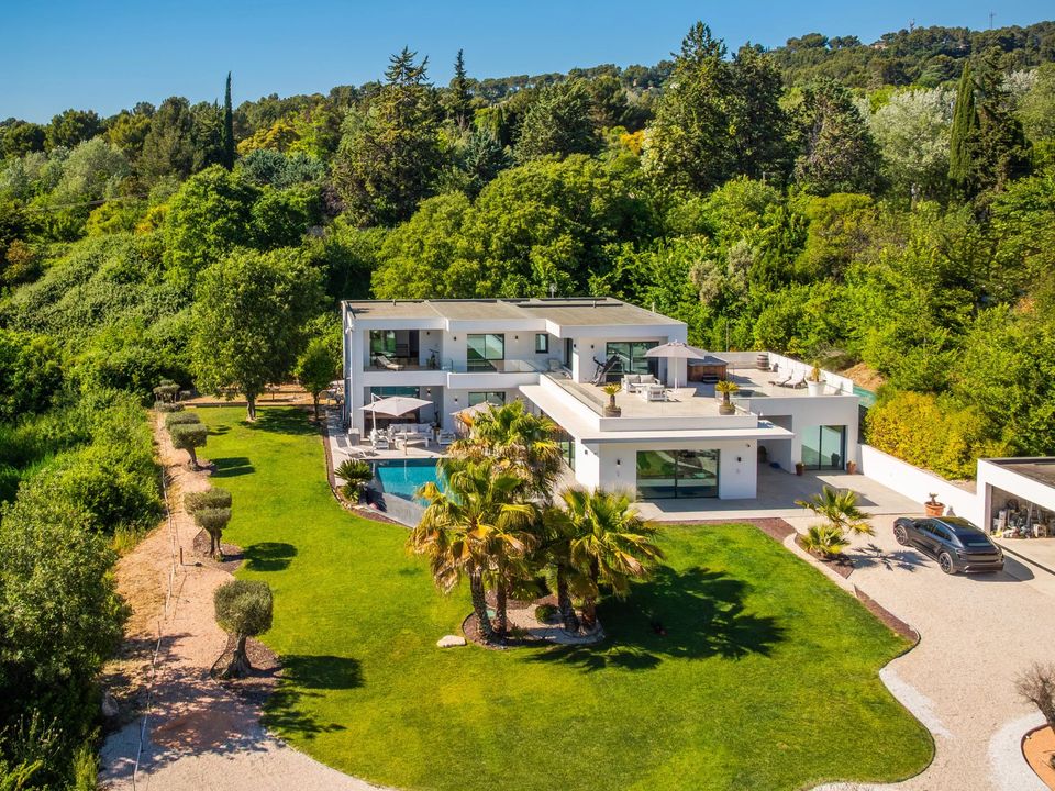 Villa i Aix-en-Provence, Bouches-du-Rhone - bilde 1