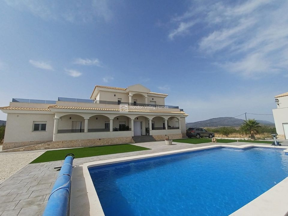 Villa i Pinoso, Alicante - foto 1