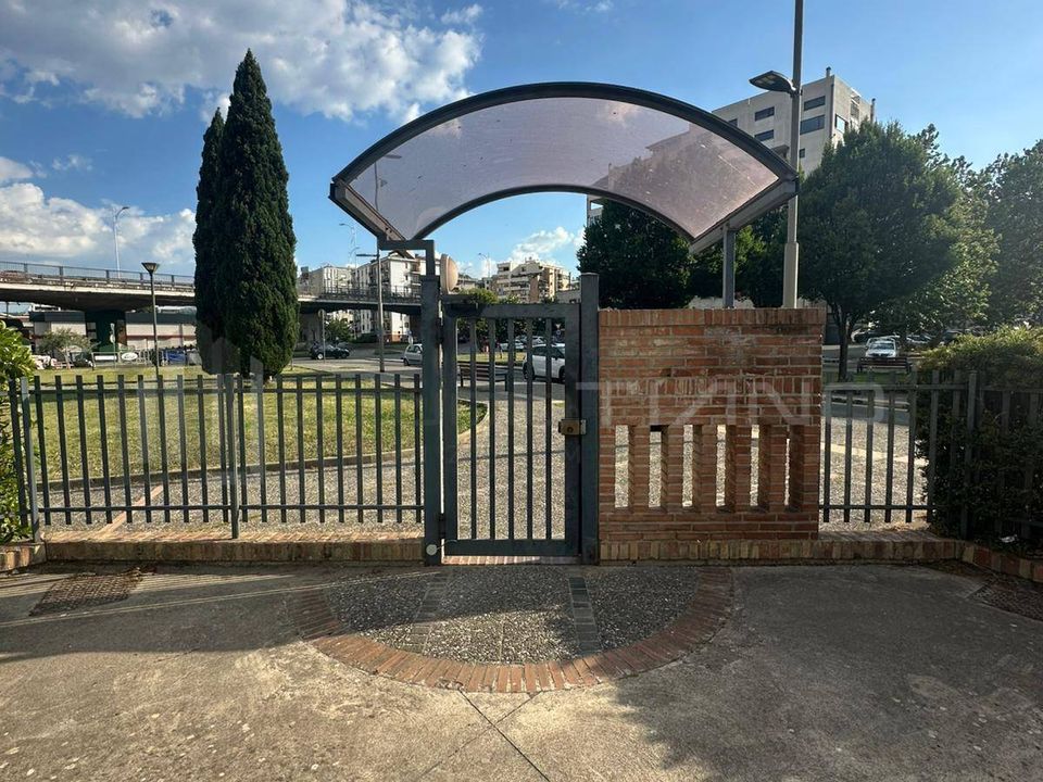 Erhvervsejendom i Cosenza, Cosenza - foto 5