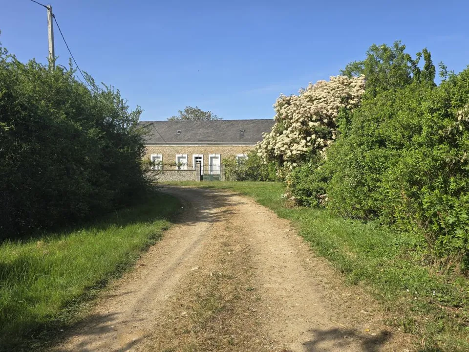 Landejendom i Parcé-sur-Sarthe, Sarthe - foto 1