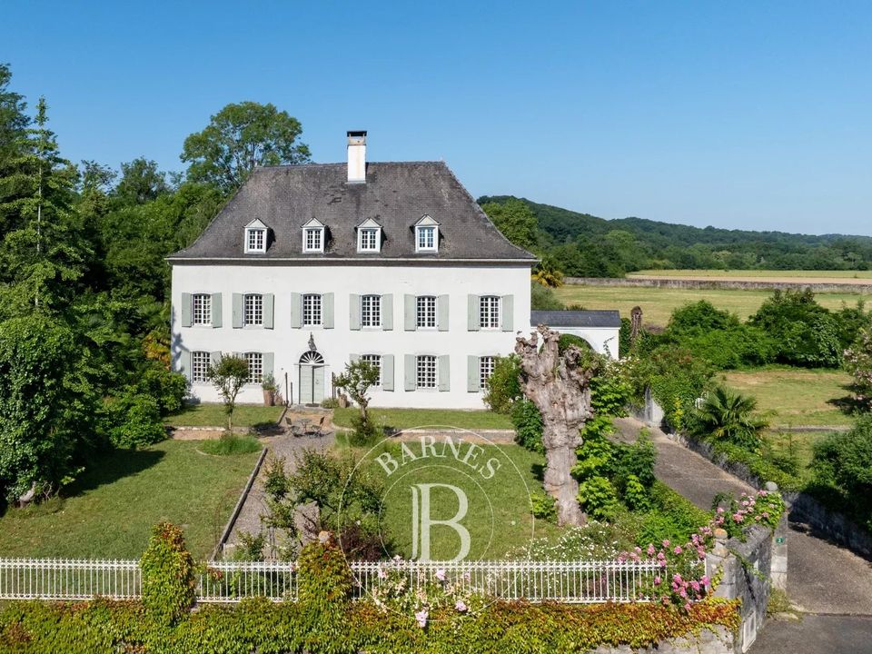 Villa i Sauveterre-de-Bearn, Pyrenees-Atlantiques - foto 1