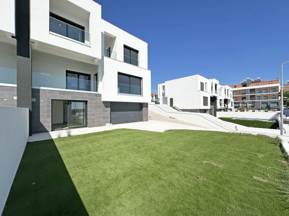 Villa i Corroios, Setubal - foto 1