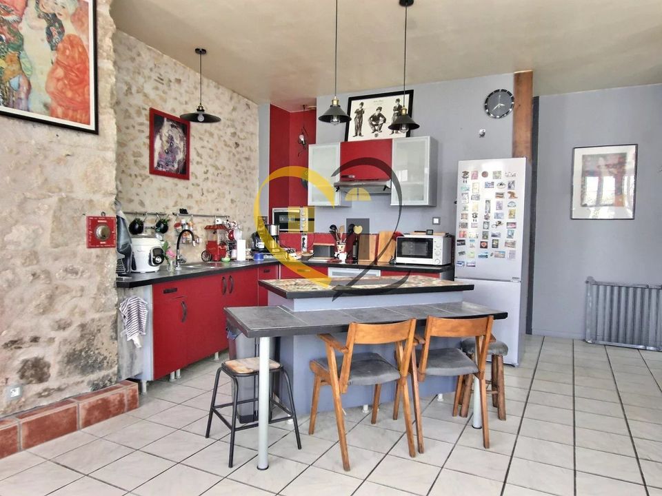 Byhus i Mehun-sur-Yevre, Cher - foto 2