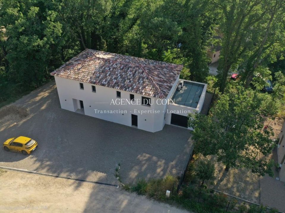 Herregård i Salernes, Var - bilde 1