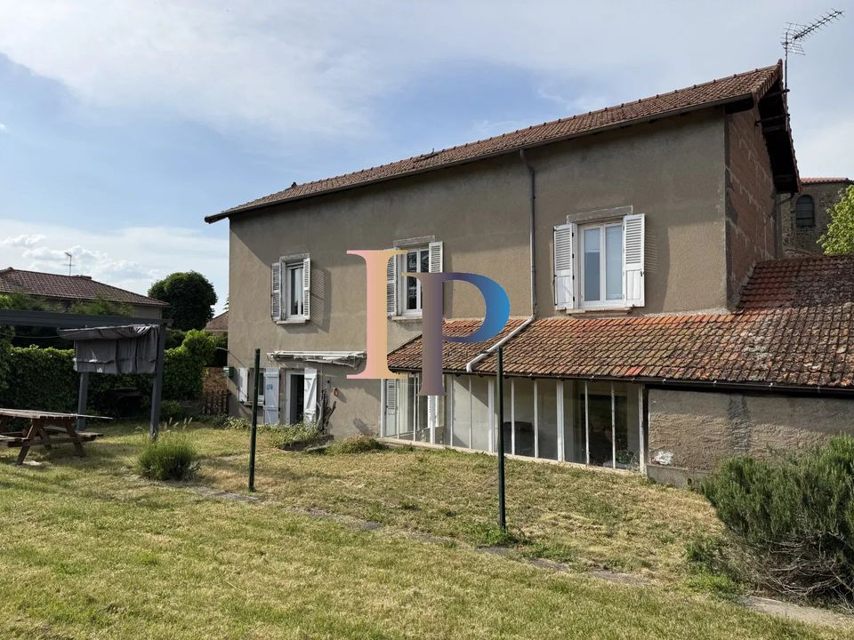 Villa i Saint-Jean-Saint-Maurice-sur-Loire, Loire - foto 1