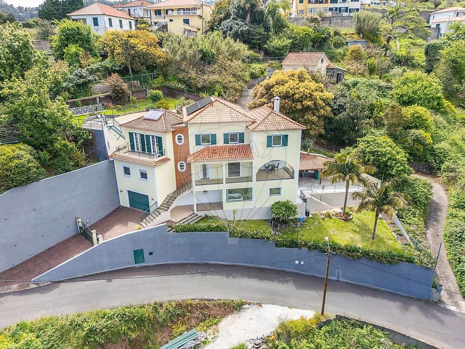 Villa i Santa Cruz, Madeira - foto 1