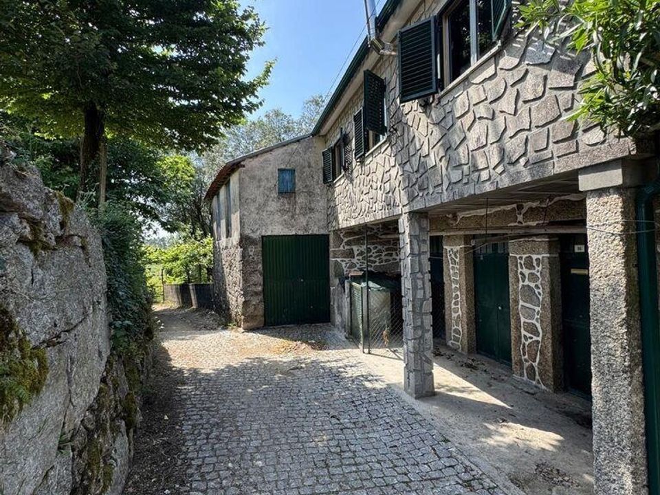 Byhus i Povoa de Lanhoso, Braga - foto 1