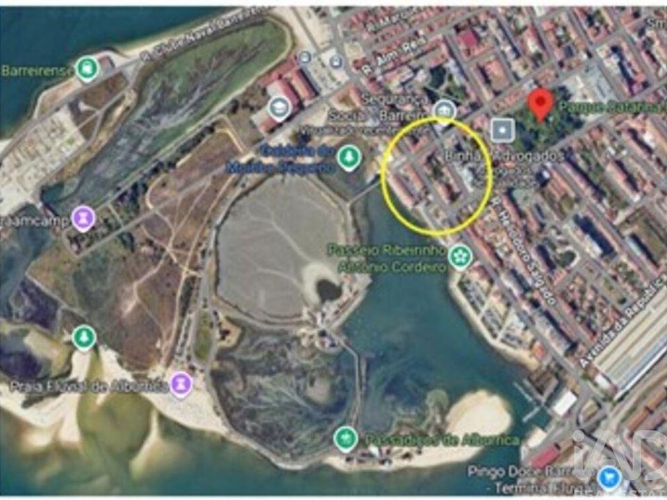 Erhvervsejendom i Barreiro, Setubal - foto 1