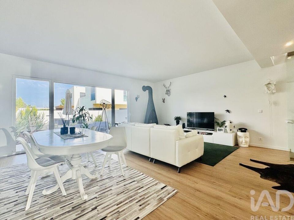 Casa unifamiliar a Seixal, Setubal - foto 2