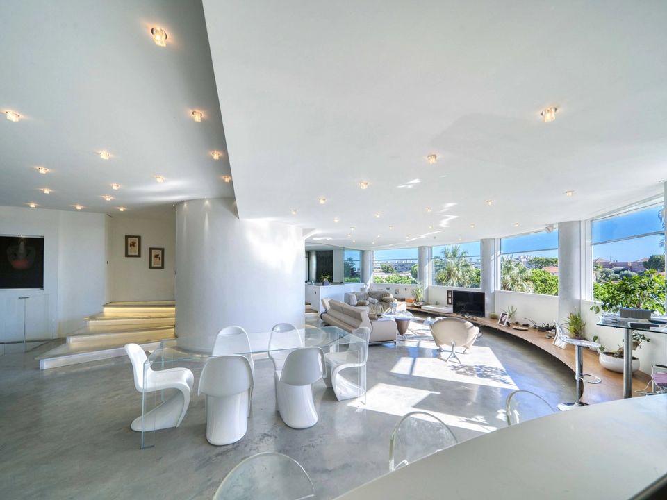 Lejlighed i Roquebrune-Cap-Martin, Alpes-Maritimes - foto 1