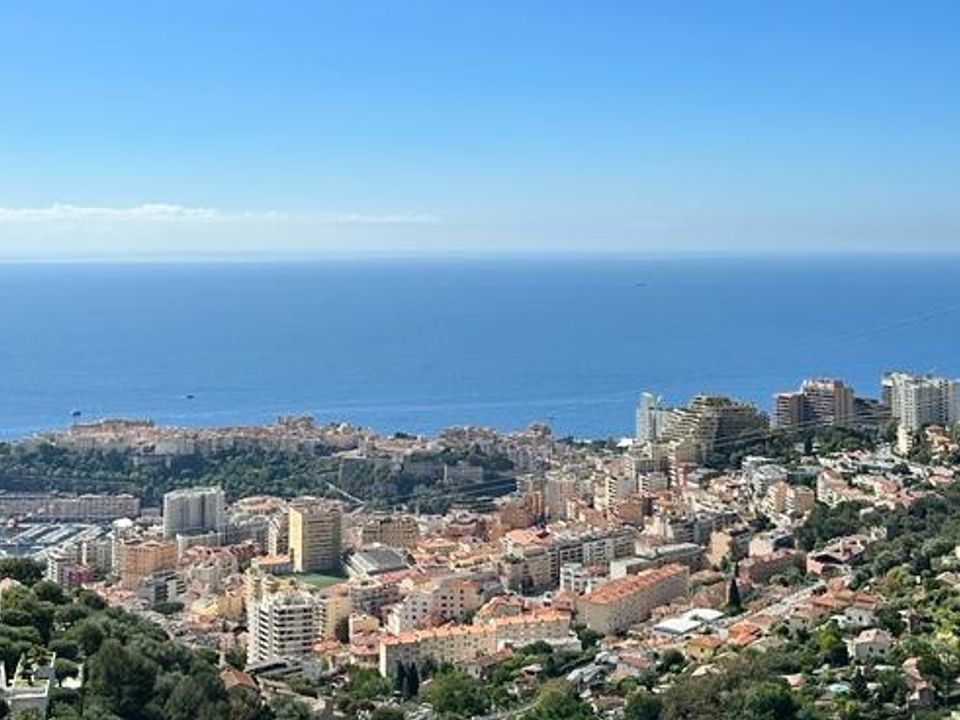 Villa i La Turbie, Alpes-Maritimes - foto 1