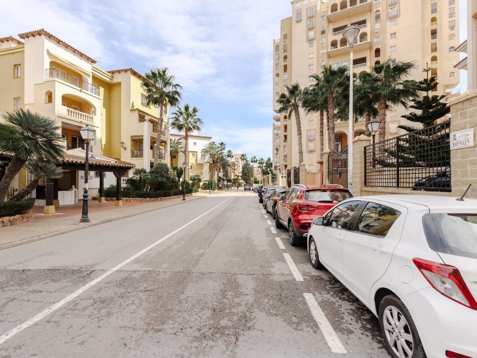 Lejlighed i Torrevieja, Alicante - foto 3