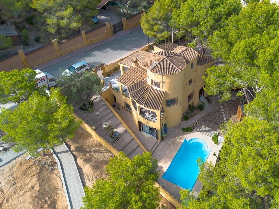 Villa i Villamartin, Alicante - foto 1