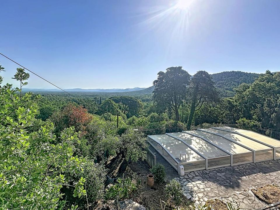 Villa i Les Mayons, Var - foto 1