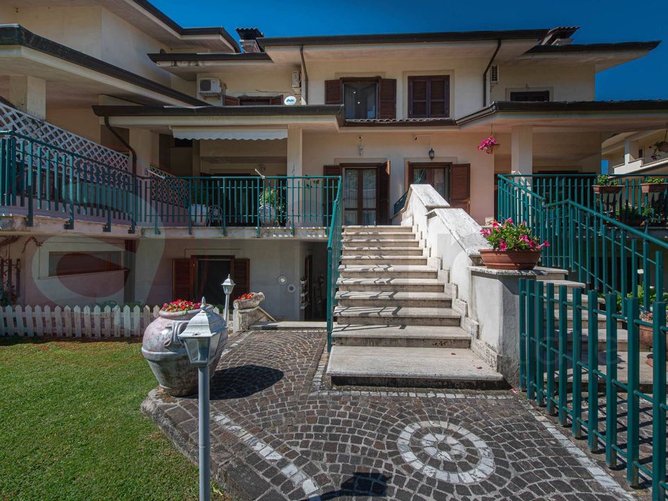Rækkehus i Arce, Frosinone - foto 1