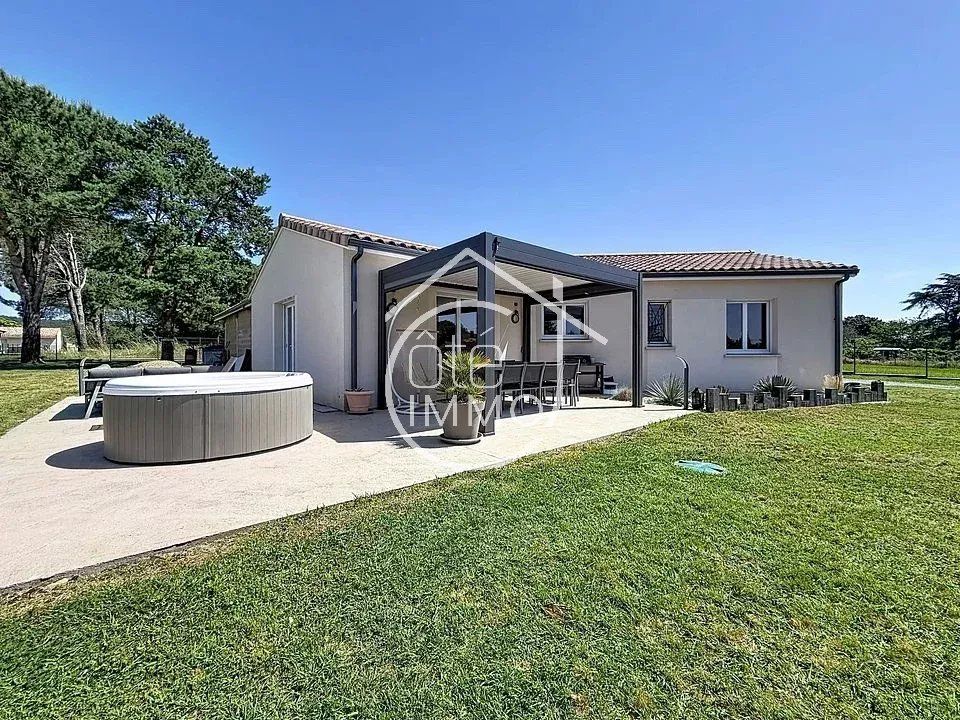 Villa i Lamothe-Montravel, Dordogne - foto 1
