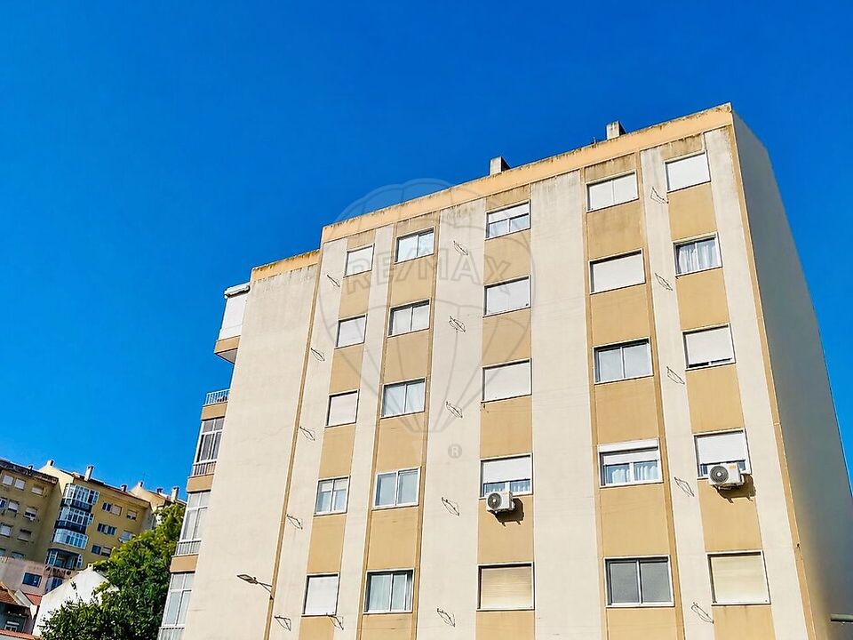 Lejlighed i Loures, Lisbon - foto 1