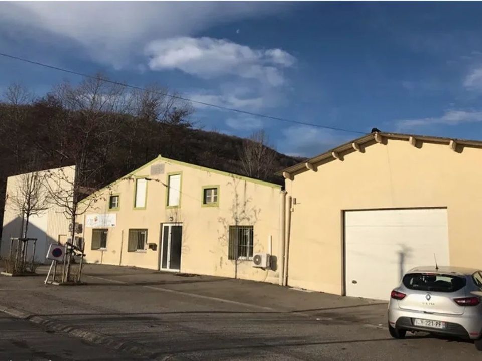 Erhvervsejendom i Lavelanet, Ariege - foto 1