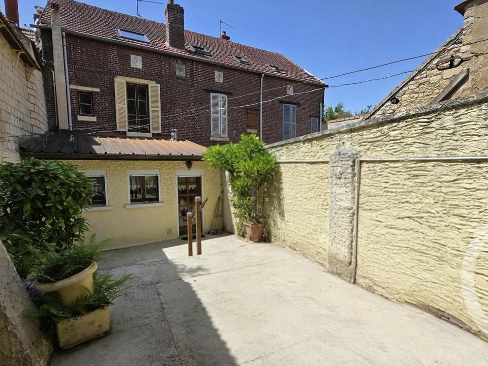 Villa i Pont-Sainte-Maxence, Oise - foto 1