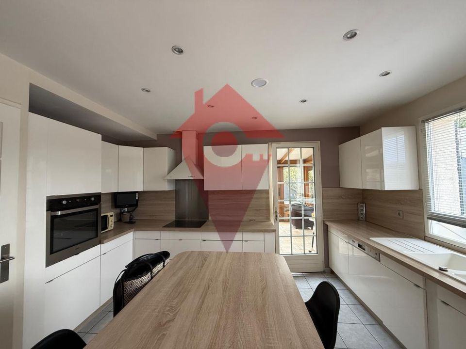 Villa i Les Alluets-le-Roi, Yvelines - bilde 5