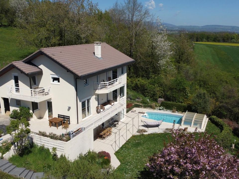 Villa in Divonne-les-Bains, Ain - photo 2