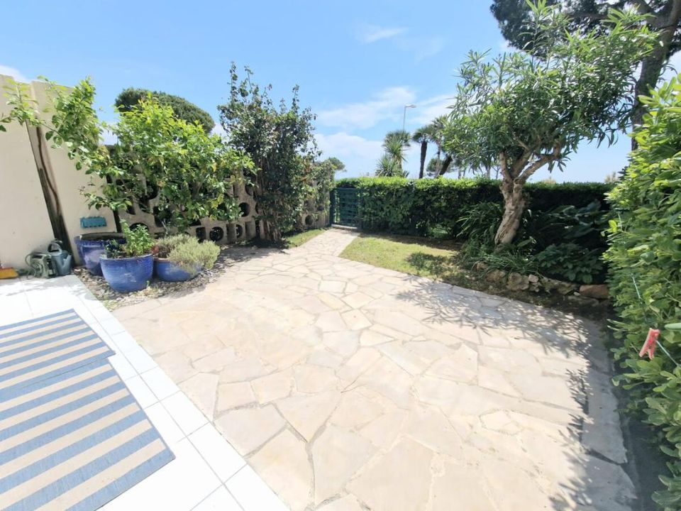 Lejlighed i Cannes-la-Bocca, Alpes-Maritimes - foto 2