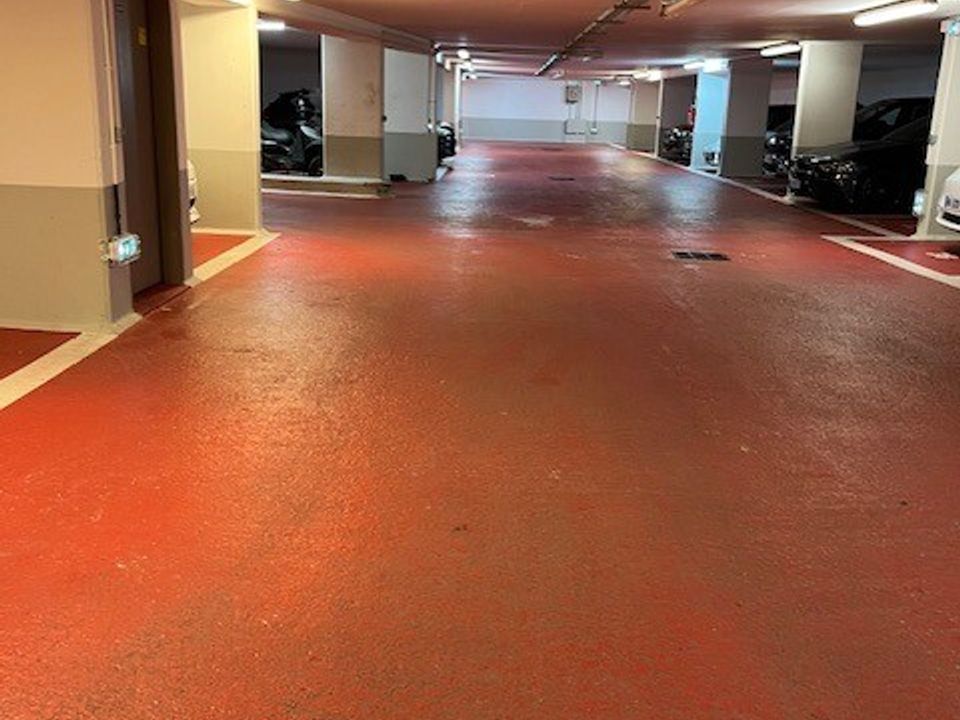 Garage i Boulogne-Billancourt, Hauts-de-Seine - foto 1