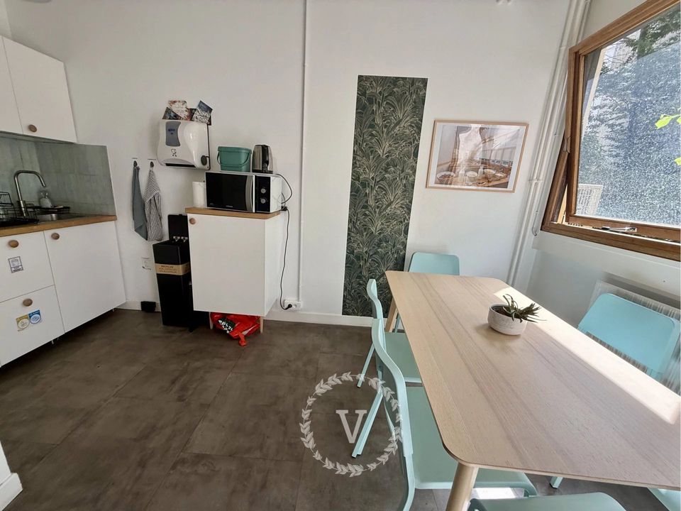 L'establiment comercial a Paris, Paris - foto 3