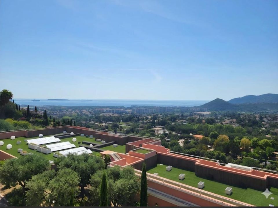 Lejlighed i Mandelieu-la-Napoule, Alpes-Maritimes - foto 2