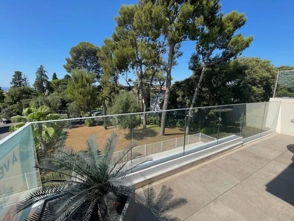 Lejlighed i Le Cannet, Alpes-Maritimes - foto 1