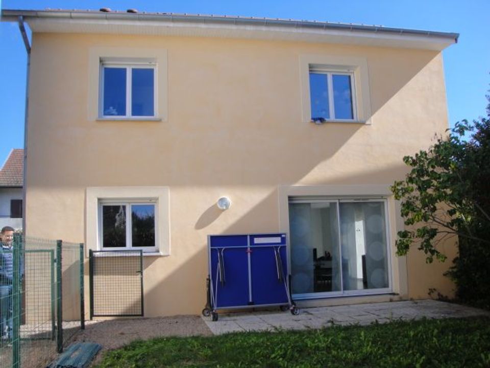 Villa a La Tour-du-Pin, Isere - foto 1