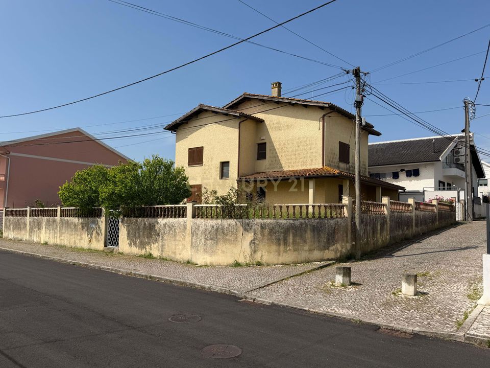 Villa i Santa Iria de Azoia, Lisbon - foto 1