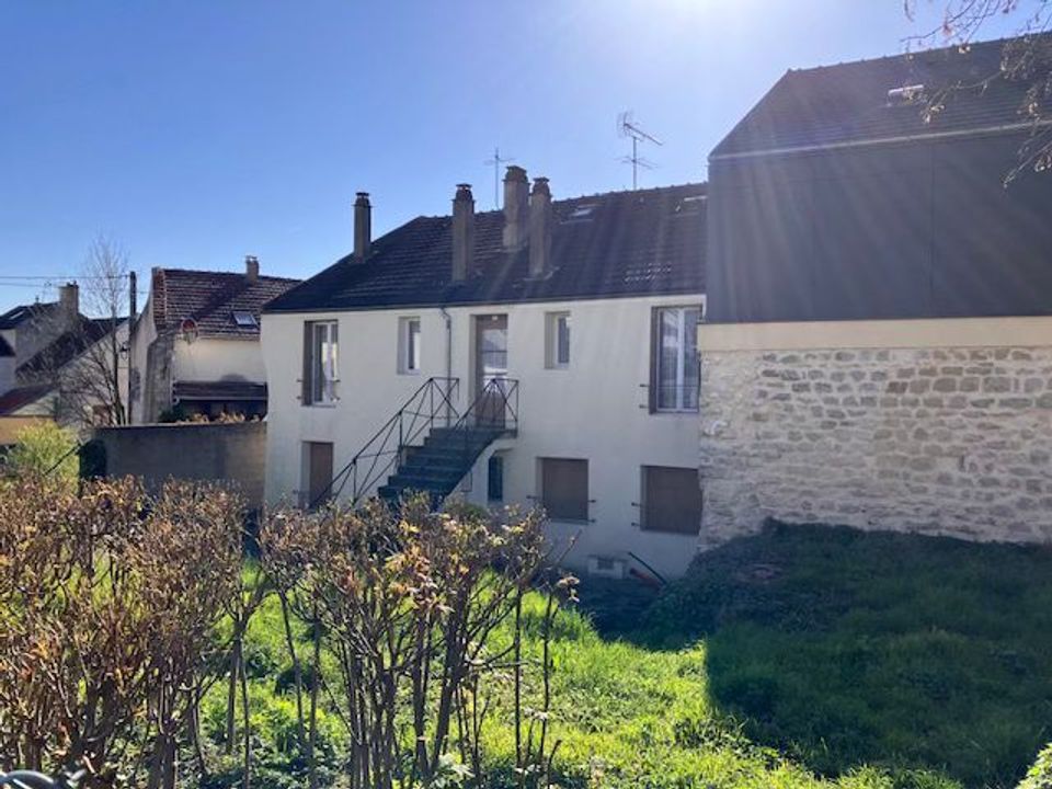 Apartment in Herblay, Val-d'Oise - photo 1