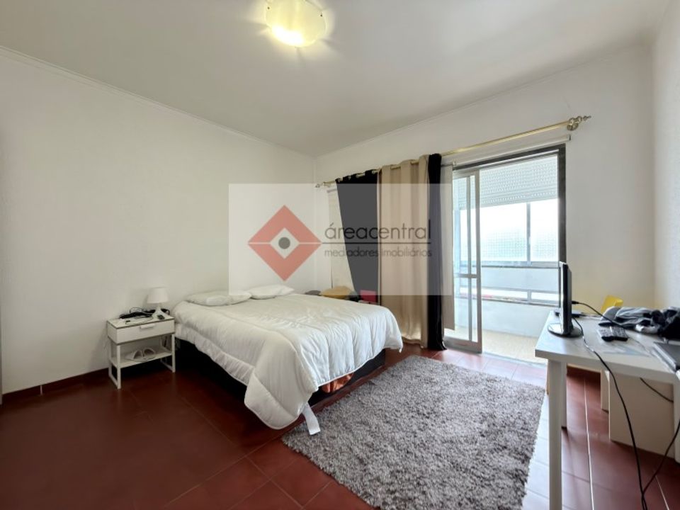 Lejlighed i Alges, Lisbon - foto 1
