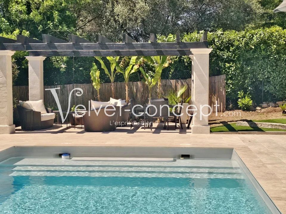 Villa i Valbonne, Alpes-Maritimes - foto 1