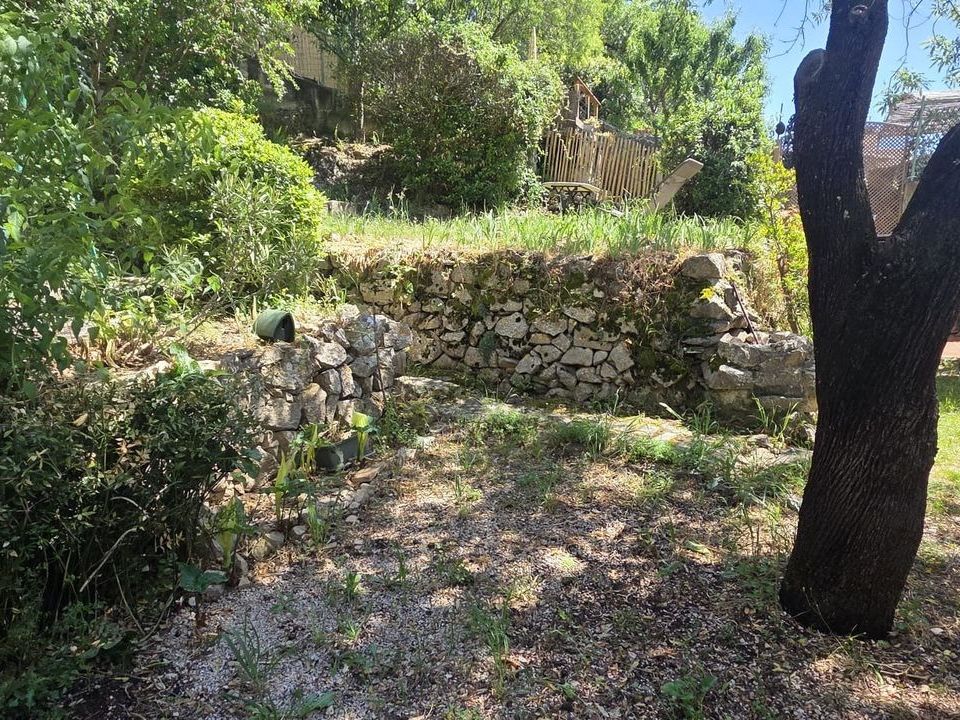 Casa de pueblo en Aubagne en Provence, Bouches-du-Rhone - foto 1