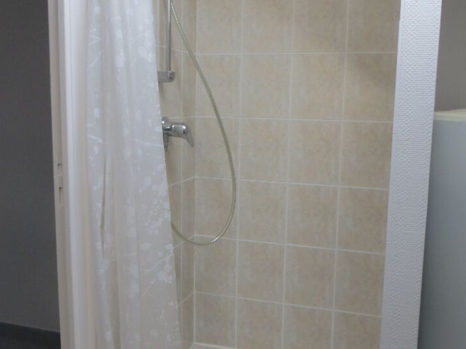 Apartment in Ploermel, Morbihan - photo 3