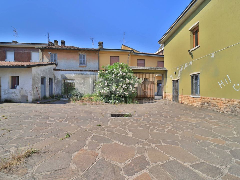 Erhvervsejendom i Cornate d'Adda, Monza and Brianza - foto 2
