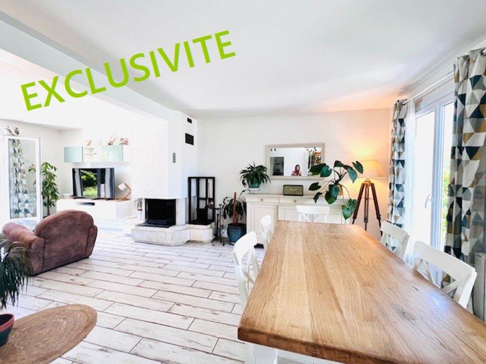 Villa i Boissise-le-Roi, Seine-et-Marne - foto 1