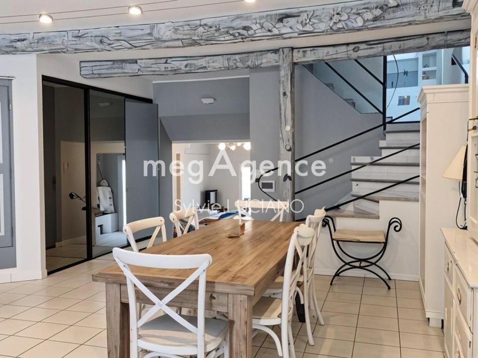 Villa in Manosque, Alpes-de-Haute-Provence - foto 3