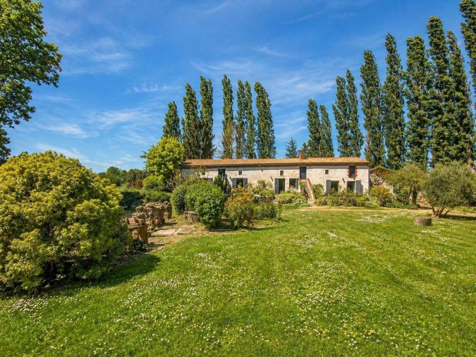 Landhuis in Saint-Florent-le-Vieil, Maine-et-Loire - foto 1