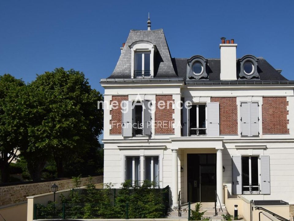 Lejlighed i Verneuil-sur-Seine, Yvelines - foto 1