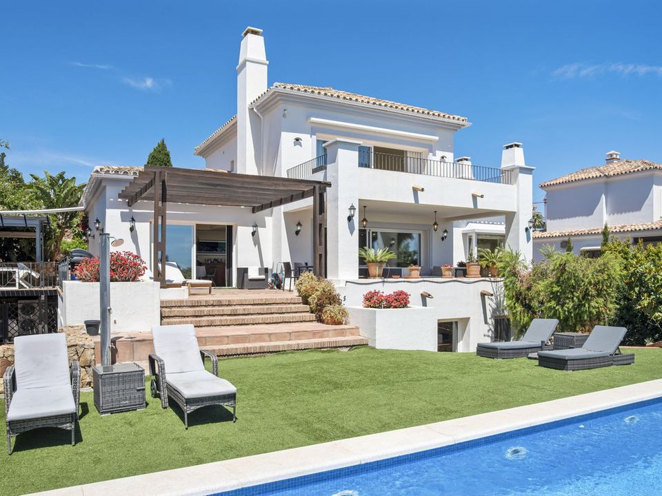Villa i La Duquesa, Malaga - foto 1