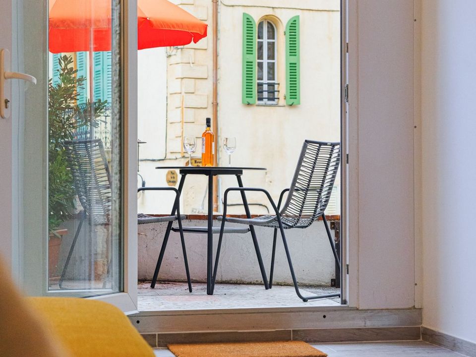 Landsbyhus i Tourrettes-sur-Loup, Alpes-Maritimes - foto 2