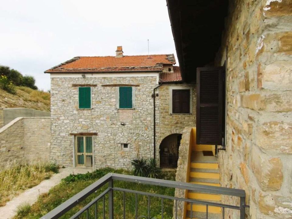 Farm hus i San Giorgio Scarampi, Asti - foto 3